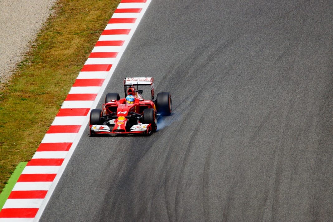 Hamilton oppermachtig in Grand Prix van Canada