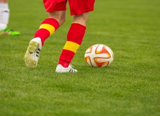 Andy van der Meijde: voetbal interviews met topvoetballers